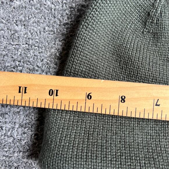 Hunter unisex beanie with tab logo in khaki green - Picture 3 of 5